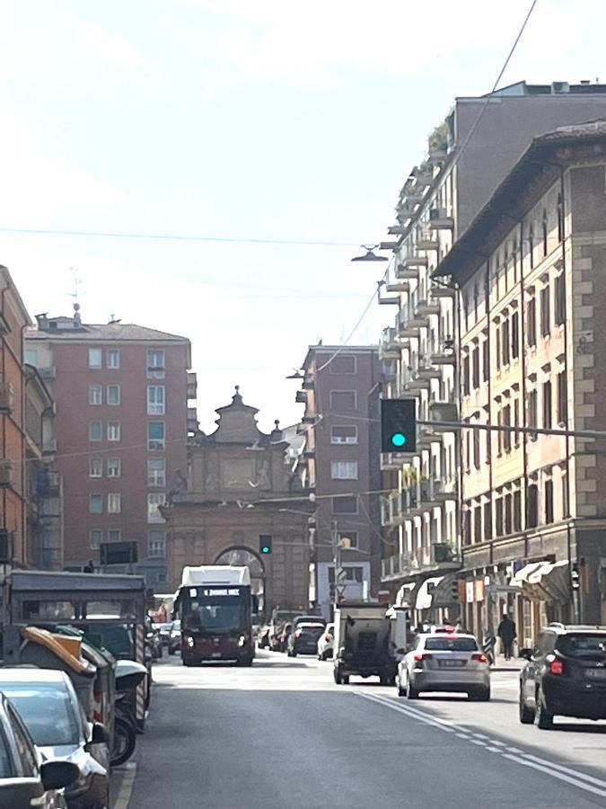 Sweet Home 051 Bologna Bagian luar foto